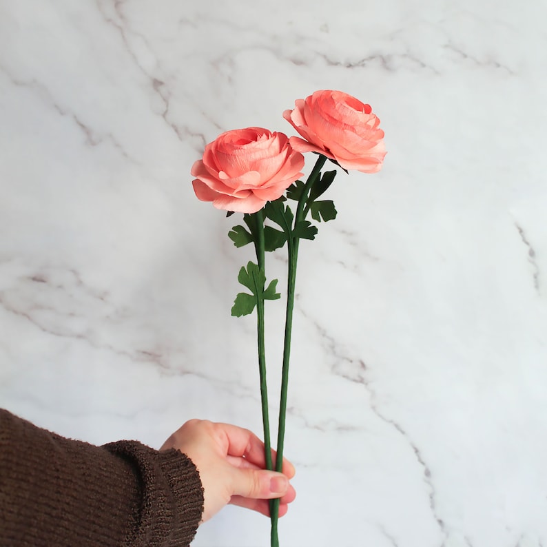 Krepppapier Ranunkeln, realistische Papierblumensträuße, Hochzeitsdeko Geschenk