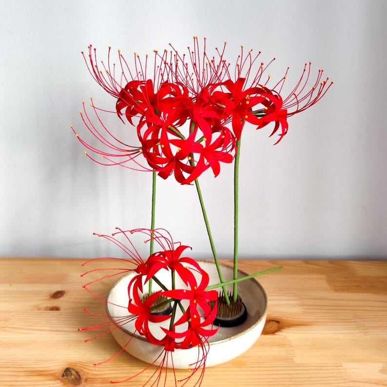 Krepppapier Spinnenlilie, handgefertigt, japanisches Ikebana, Papierblume für Hochzeitssträuße, Deko, Geschenk