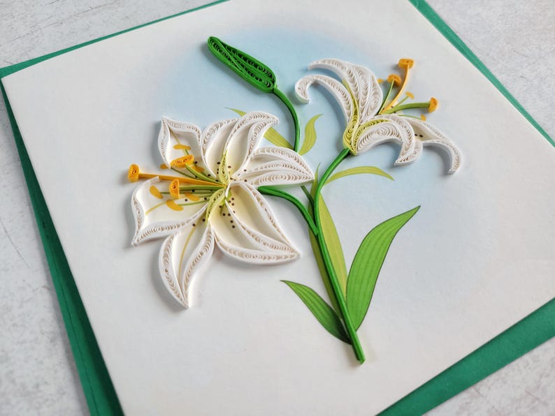Quilling Karte Lilien – Handgemachte 3D Grußkarte mit Blumenmotiv, 15x15 cm