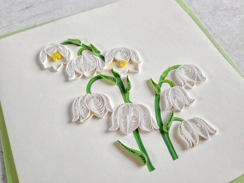 Quilling Grußkarte Maiglöckchen - Handgemachte 3D Papierkunst Karte, 15x15 cm