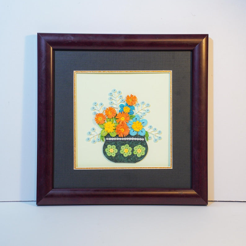 Quilled Flower Wall Art 3D Papierkunst, gerahmt, 24x24 cm