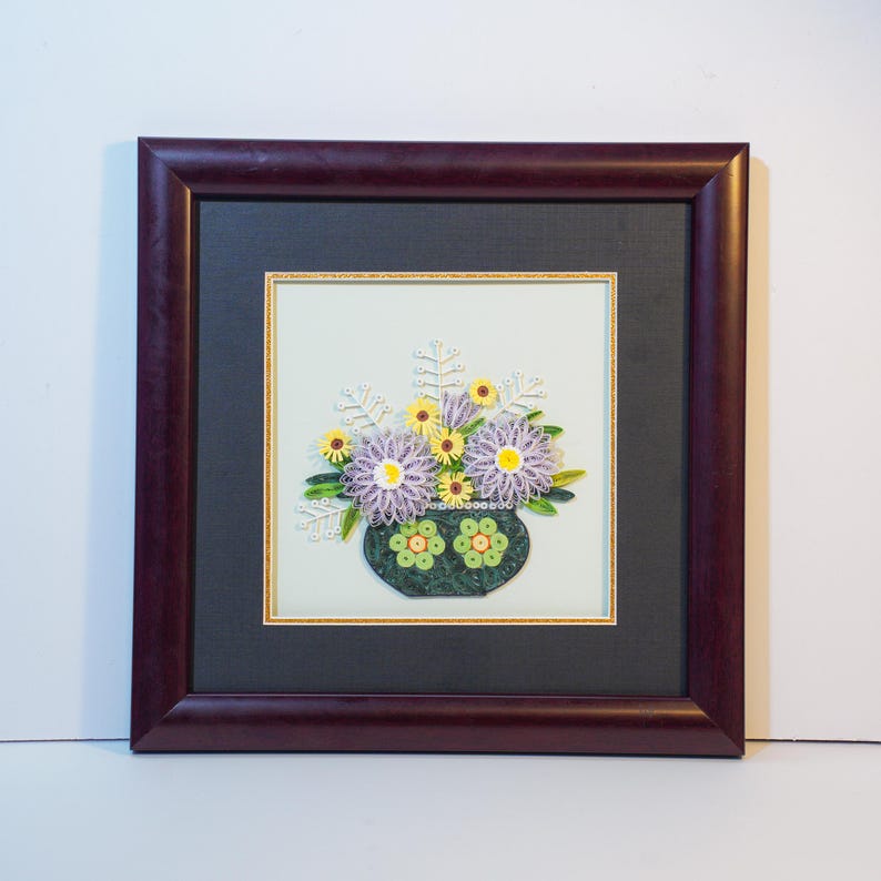 Gerahmte 3D Quilling Wandkunst, handgemachtes Blumendekor 24x24 cm, Papierkunst