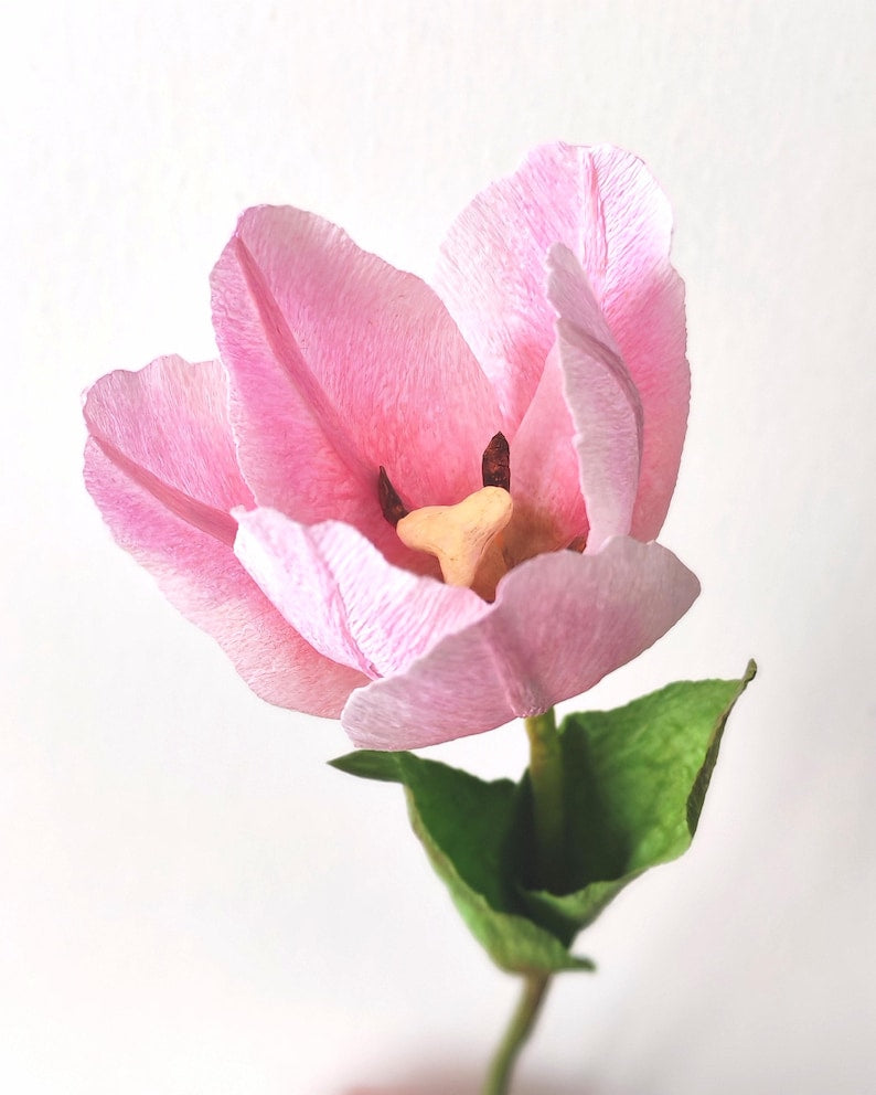 Handgefertigte Tulpen aus Krepppapier, Hochzeitsdekoration, Inneneinrichtung, Geschenk, 30-35cm