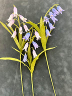 Glockenblume aus Krepppapier, handgefertigt, 7 Blüten, 4 Blätter, flexible Stiele, einzelner Stiel oder Bündel