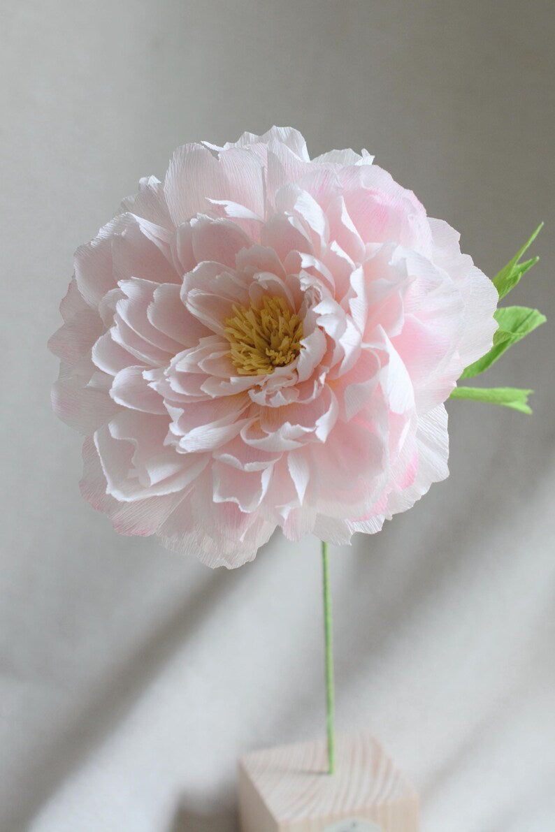 Realistische Pfingstrose aus Krepppapier, handgefertigte langlebige Blume, Blumendekoration, Muttertagsgeschenk